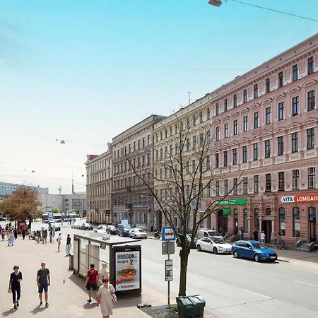Fantastic Studio Apartment In The Heart Of Riga Ngoại thất bức ảnh